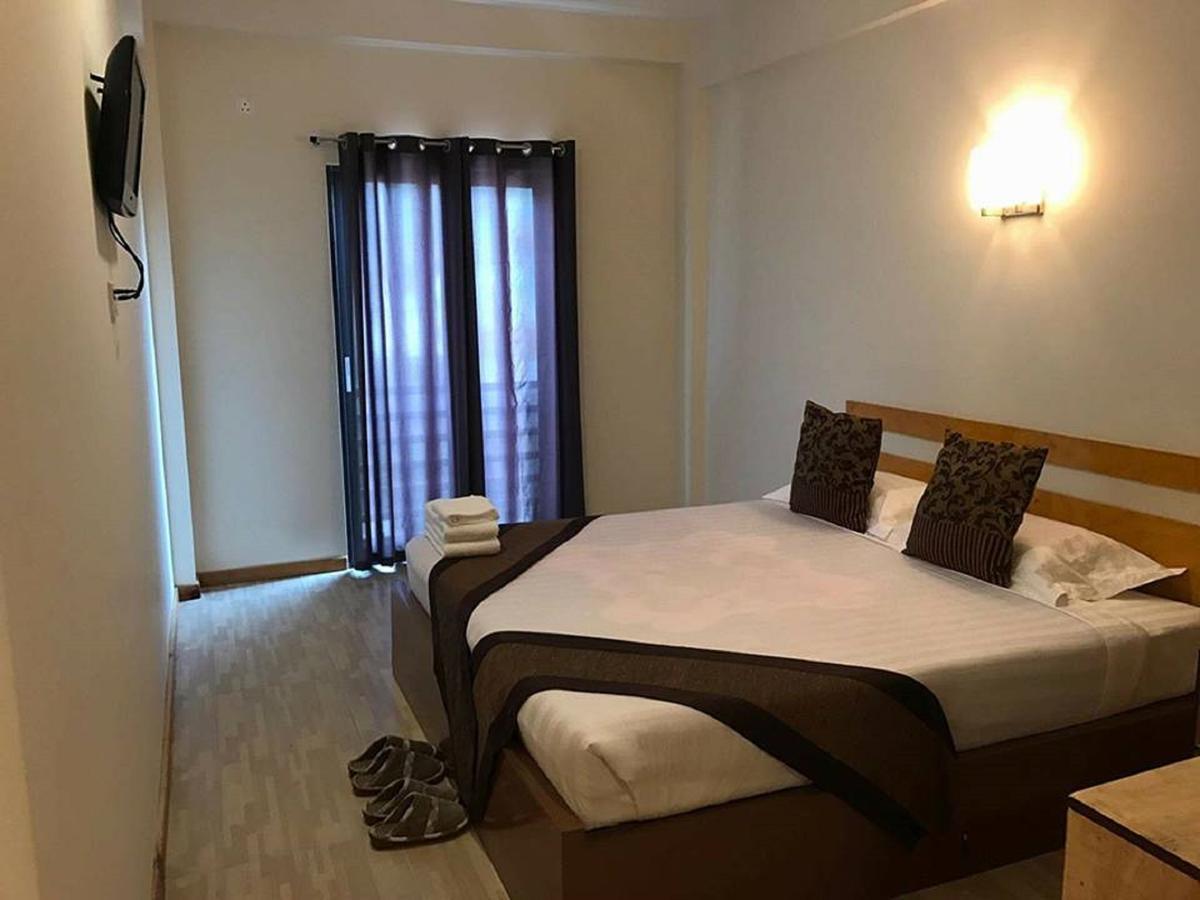 Sky Motel Кало Екстер'єр фото